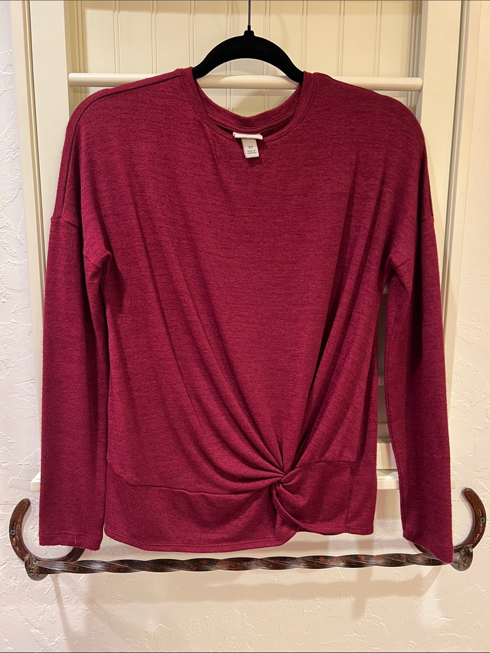 a new day Women's Twist-Front Long Sleeve Top - Wine